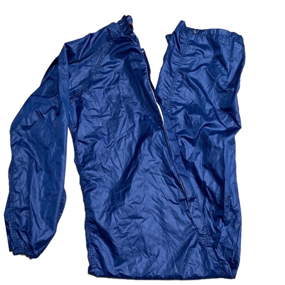 Cintas Cleanroom Coveralls - Picture 9 of 12